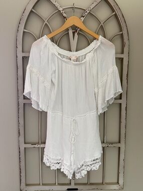 Flying Tomato White Textured Romper
